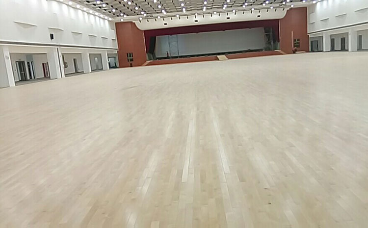 運(yùn)動(dòng)木地板材質(zhì)短缺問題怎么解決？