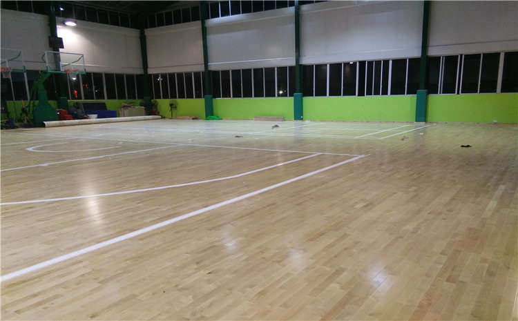 歐氏學(xué)校體育館實木地板施工技術(shù)方案